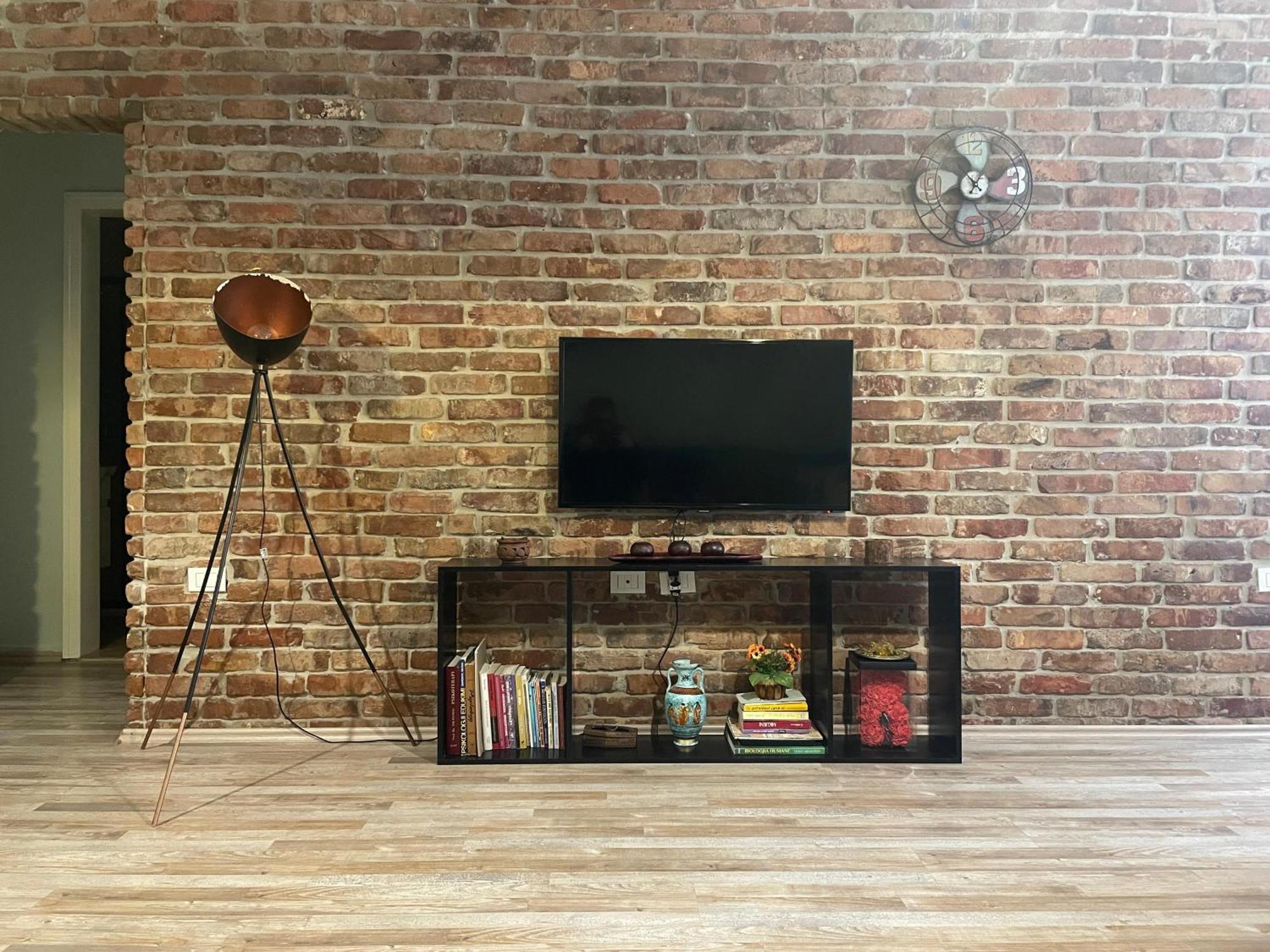 Bricks Apartment Near Pazari I Ri Tiranë Eksteriør bilde